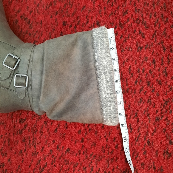 Torrid Women's Booties Sweater Knit Trim Buckle Accent Gray Size 11 - Picture 5 of 14